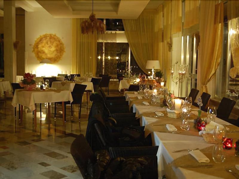 Hotel Ristorante Sole Múggia Exterior foto